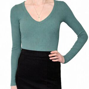 Babaton | Green Ribbed Long Sleeve V Neck Bodysuit | 2XS